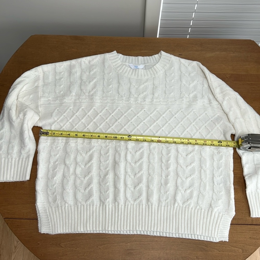 Preppy cable net sweater
